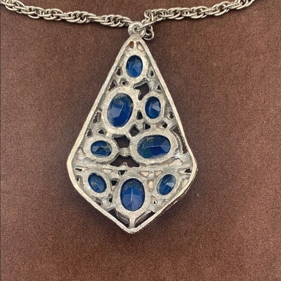 Vintage Ink Blue Crystal Pendant w/ Silver plate Necklace, Unmarked - Picture 3 of 5